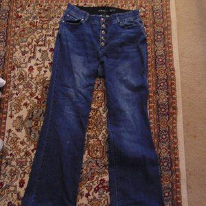 Curvy Fit Long Bootcut Jeans